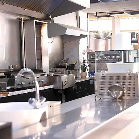 מלון Restaurant Le Parisien