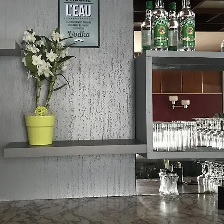 Hotel Restaurant Le Parisien 3*