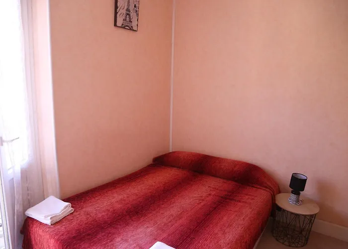 Restaurant Le Parisien 卢德