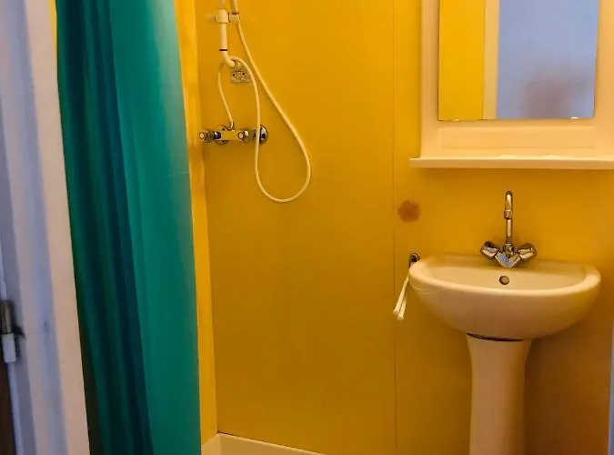 Restaurant Le Parisien 卢德