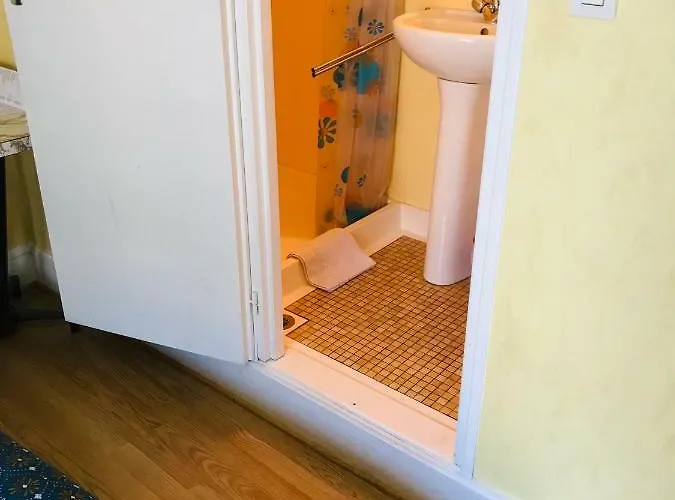 Hotel Restaurant Le Parisien 3*